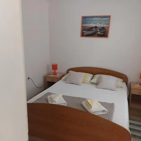 Apartament Zara Gdinj